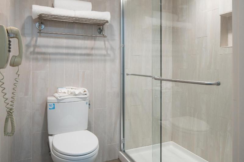 Standard  Room image 3