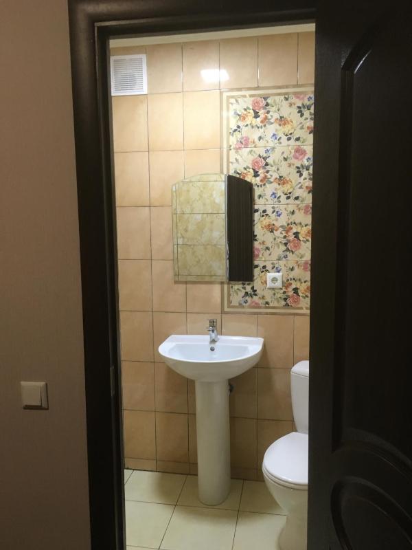 Budget Double Room image 4