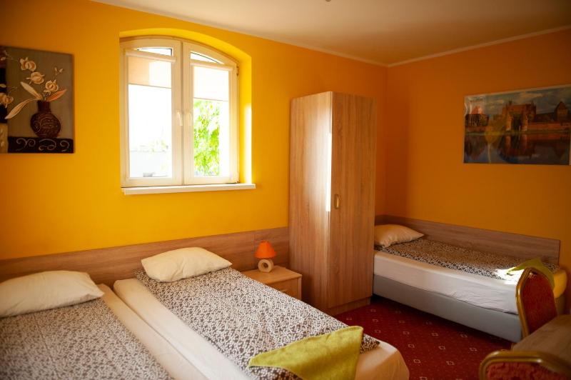 Triple Room image 3