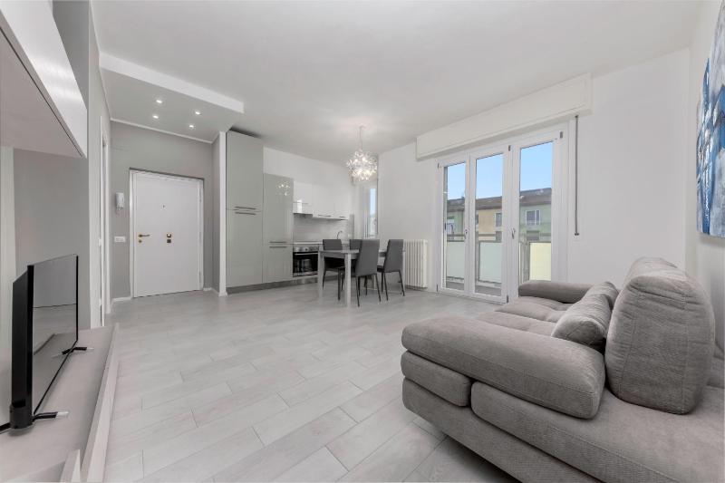 Apartment with Balcony image 4