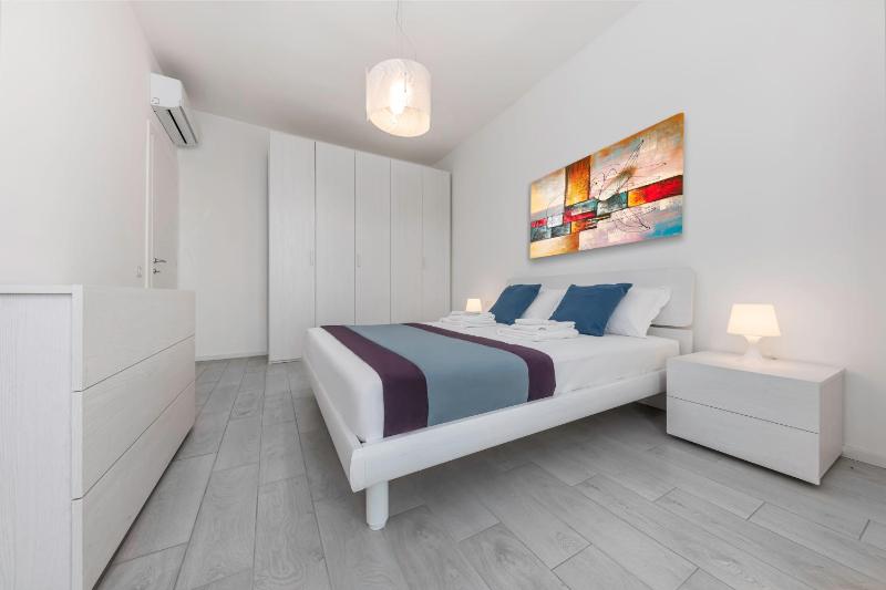 Apartment with Balcony image 4