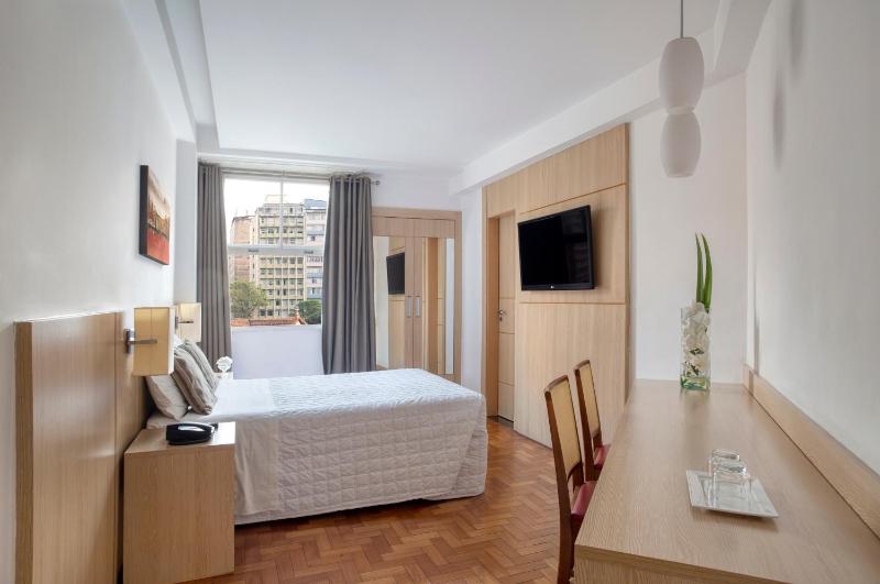 Standard Double Room image 2