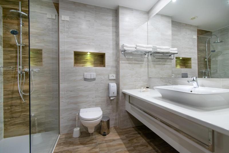 Two-Bedroom Suite image 3