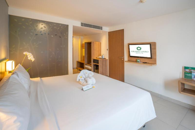 Grand Livio Kuta Hotel - image 28