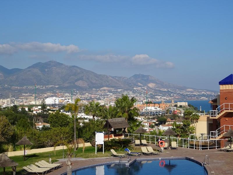 Malibu Mansion Club la Costa World with Sea View and hydromassage bath in Mijas Costa - image 46