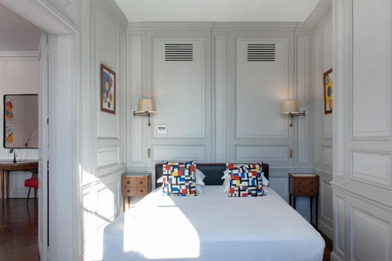 Suite with Sea View image 1