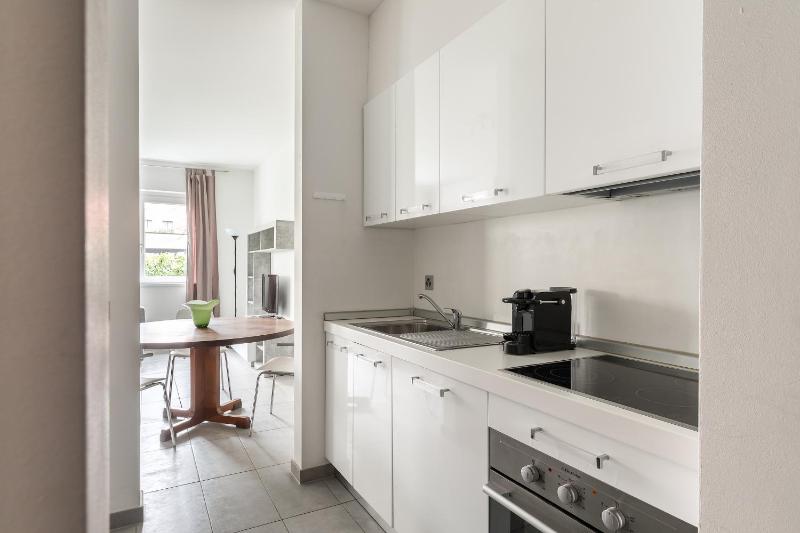 Prestige Apartments by Quokka 360 - Spacious Flats with Private Terraces - image 28