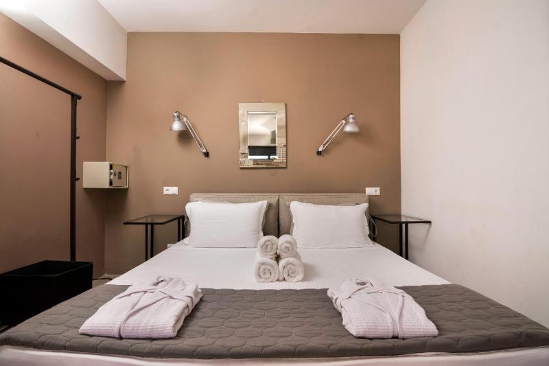 Entechnos Living - image 20