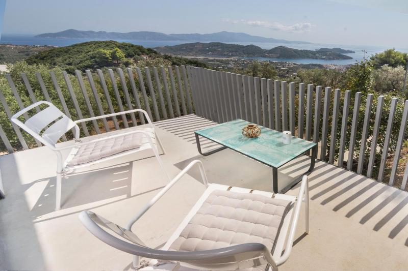 Entechnos Living - image 37