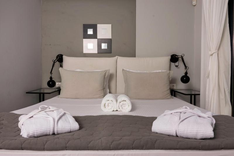 Entechnos Living - image 43