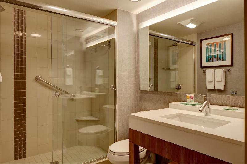 King Room - Disability Access image 3