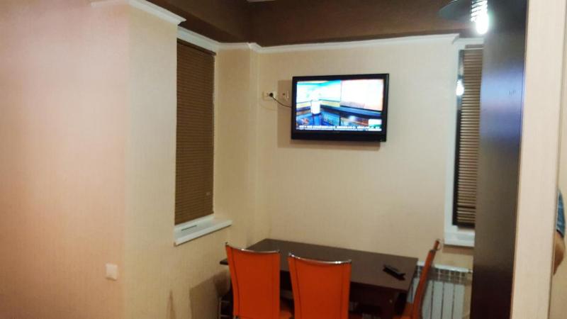 One-Bedroom Apartment image 1