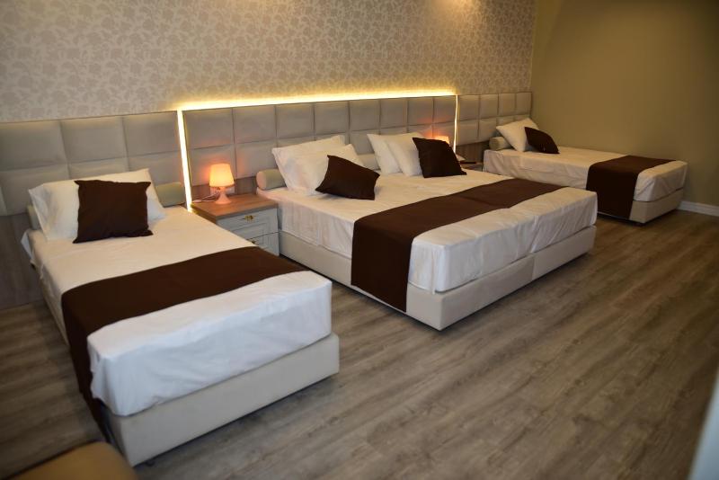 Family Room image 2