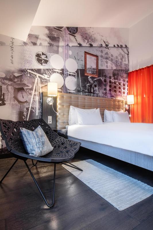 Premium Room image 4