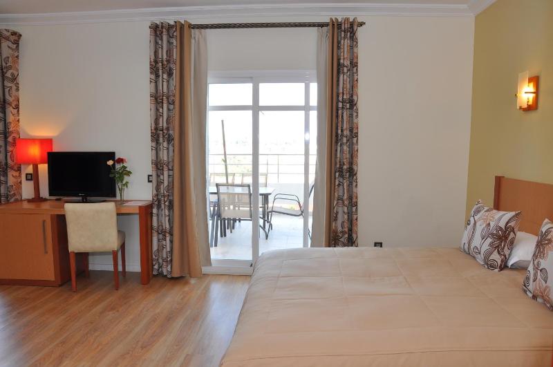 Across Suite image 2