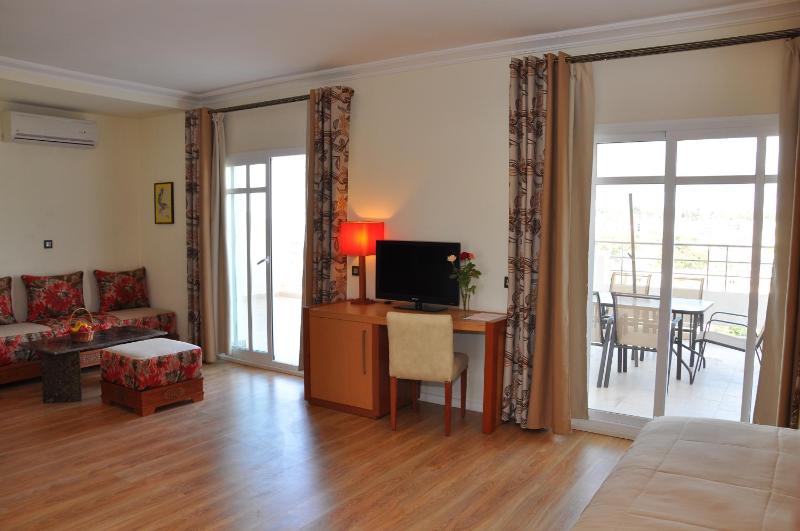 Across Suite image 3