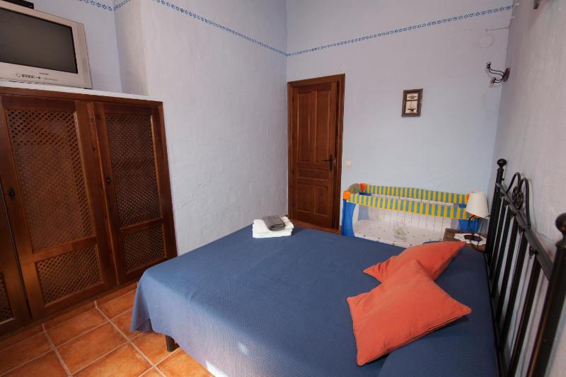 Quadruple Room image 2