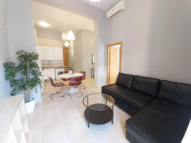 Del Parque Flats Central - image 7