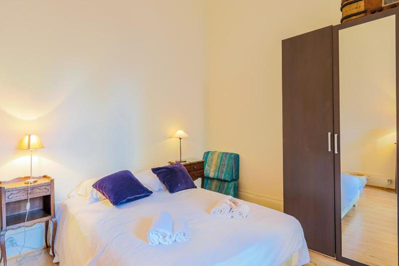 VIA ITALIA AP1054 - By Riviera Holiday Homes - image 3