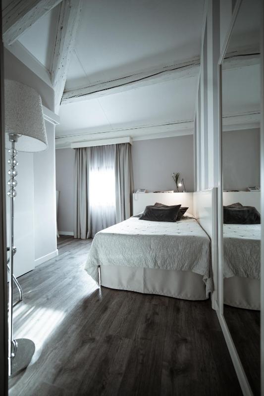 Classic Single Room image 1