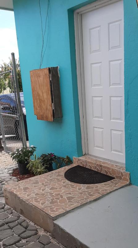 Eastwood Escape - image 13