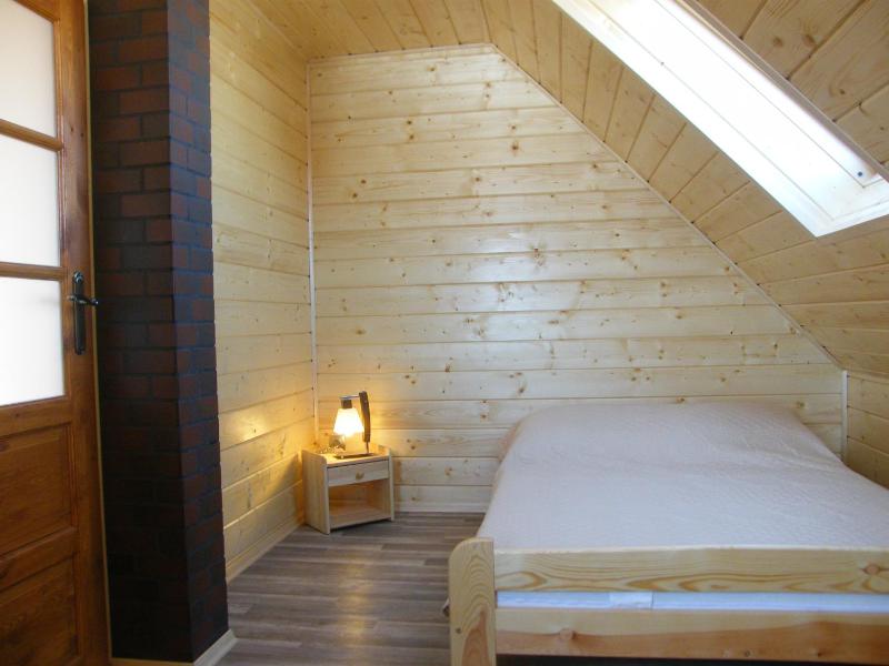 Three-Bedroom House image 4