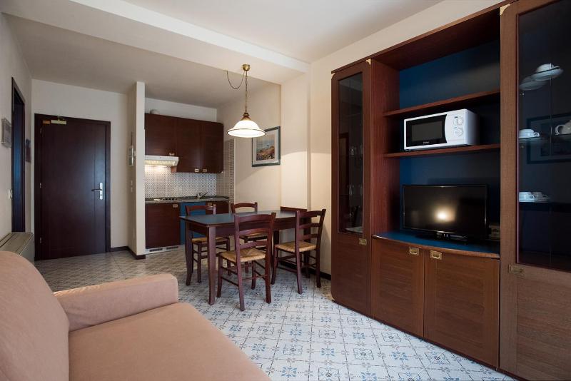 One-Bedroom Apartment image 1