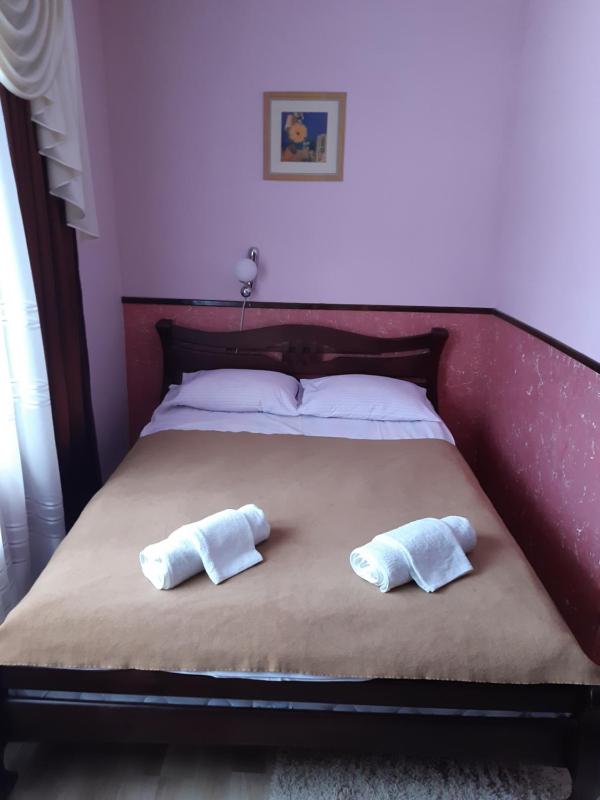 Double Room image 2