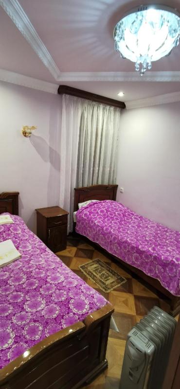 Deluxe Twin Room image 1