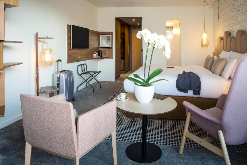 Privilege Double Room with Terrace image 4
