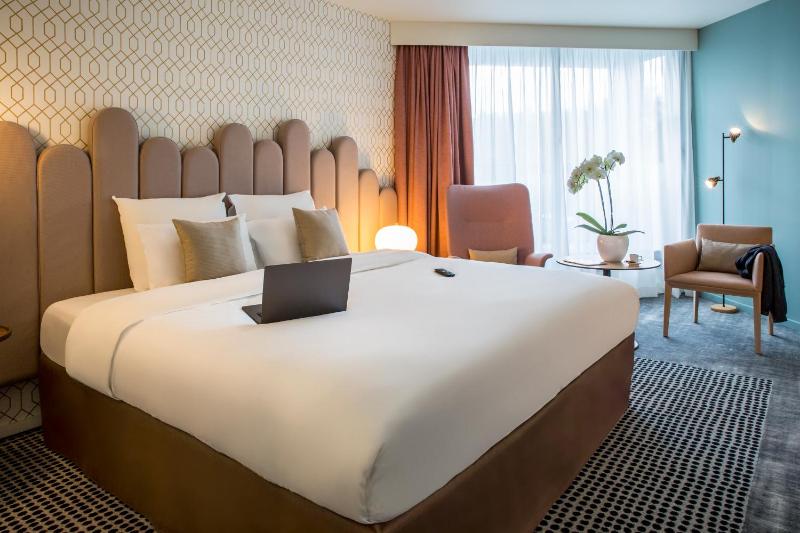Classic  Double Room with Terrace image 3