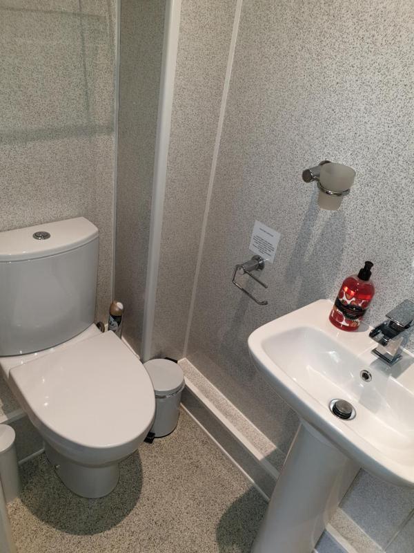Double Room image 1