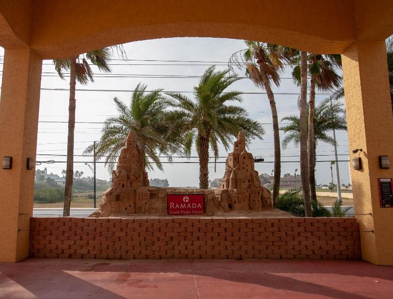 Ramada by Wyndham & Suites South Padre Island At the Beach - image 27