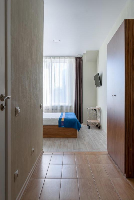 Standard Double Room image 3