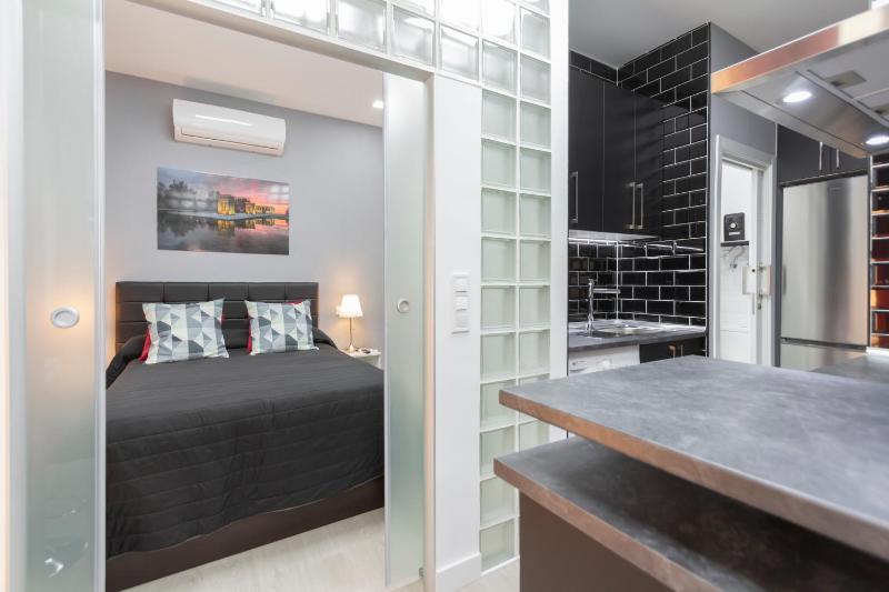 Gran Vía Apartment - image 10