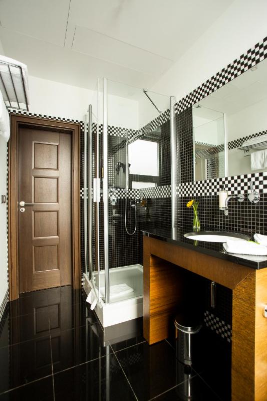 Art Hotel William - image 11