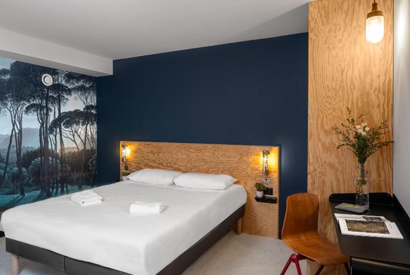 Eklo Hotels Clermont-Ferrand Centre Gare - image 48