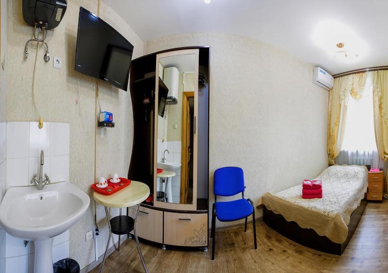 Budget Double Room image 3