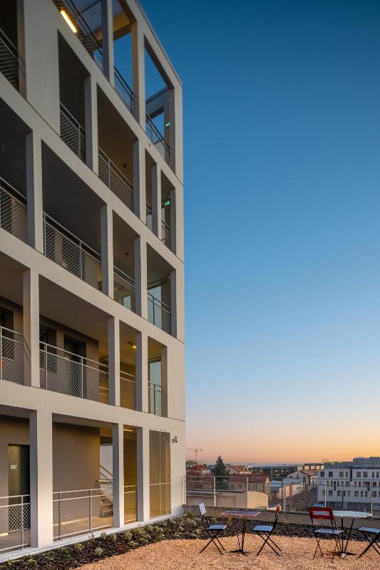 Eklo Hotels Clermont-Ferrand Centre Gare - image 10