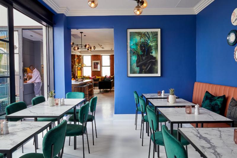 Pineapple House Boutique Hotel - image 10