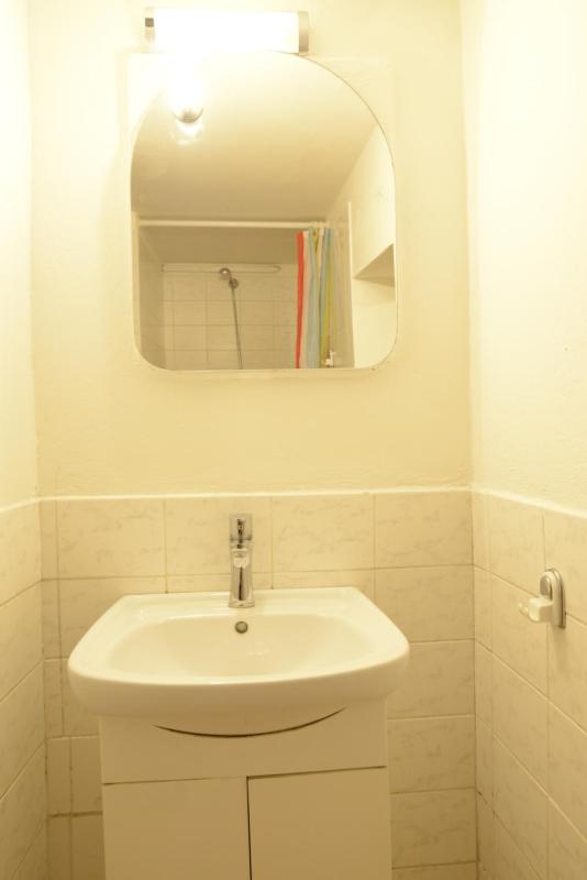 Studio (3 Adults) image 3
