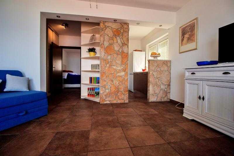 Sandy Beach Apartments - image 9