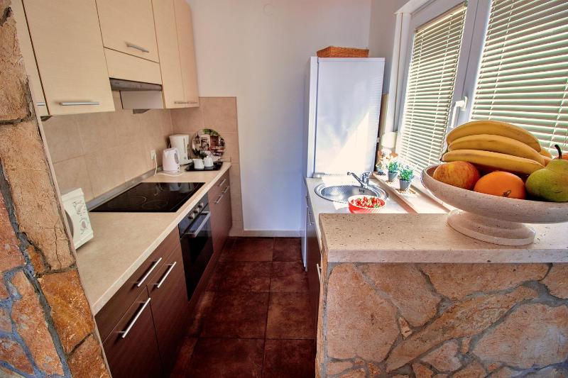 Sandy Beach Apartments - image 14