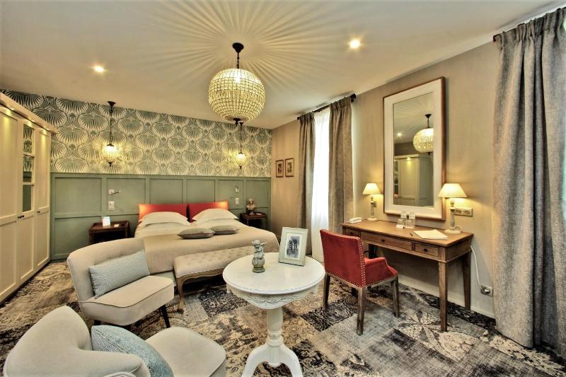 Junior Suite image 2