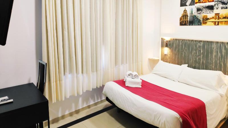 Superior Double Room image 4