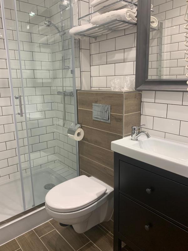 Double or Twin Room image 2