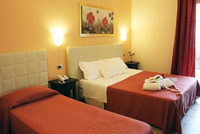 Double or Twin Room image 1