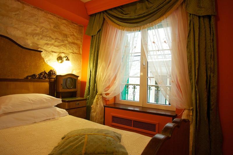 Superior Double Room image 2