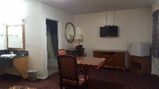 Room #295204406 image 3