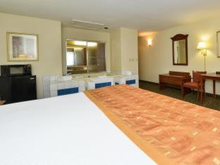 Large King Room - Non smoking image 4